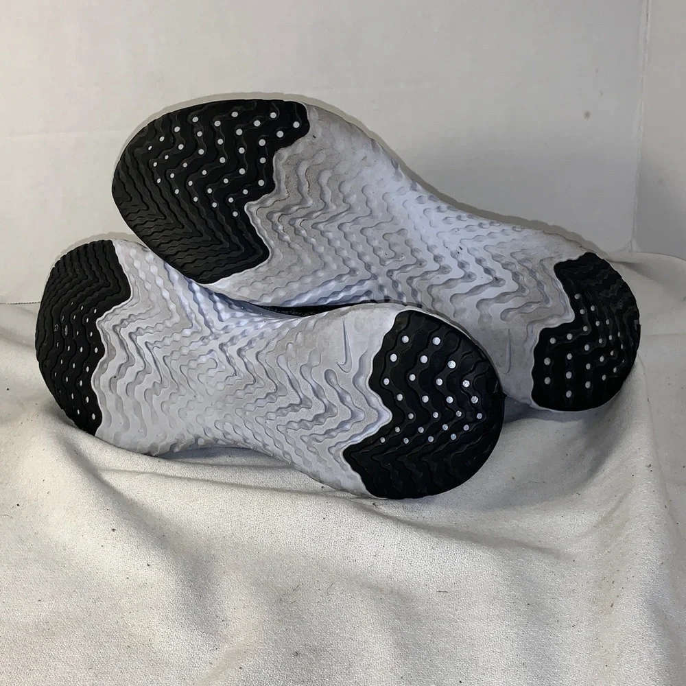 Nike Men's Epic React Olive Green Knit Running Shoes with White Sole